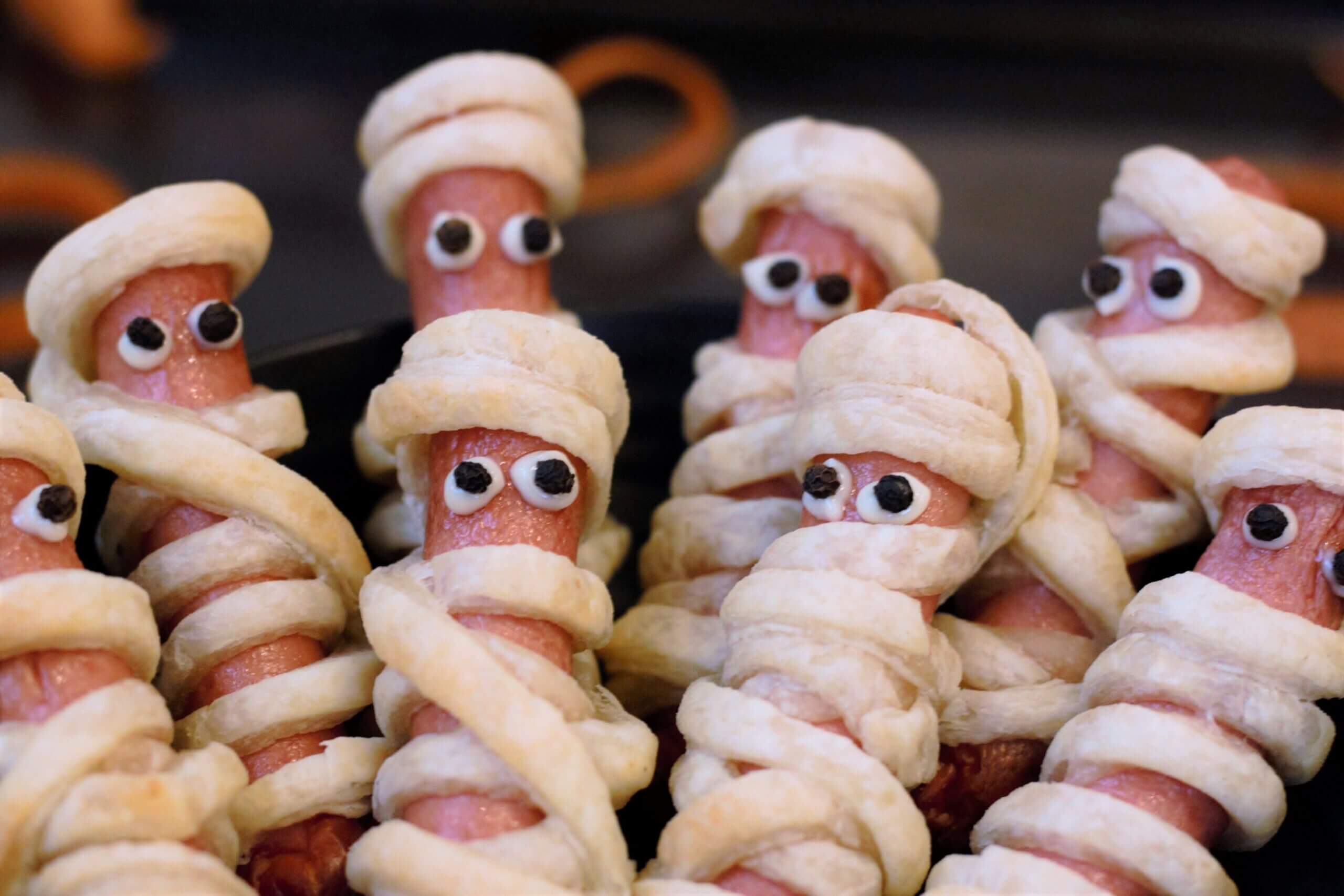 Nakkeja ja lehtitaikinaa